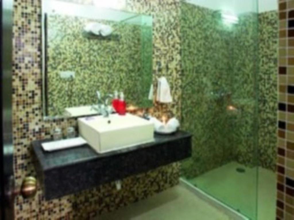 Rishikesh Inn By One Hotels Risikés Kültér fotó
